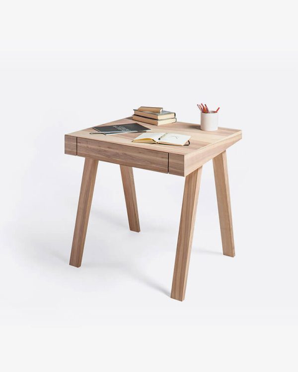 4.5 Desk, Single Drawer